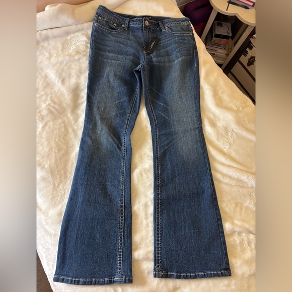 a.n.a. Women’s Boot Cut Jeans 33/16 NWT - Picture 1 of 9
